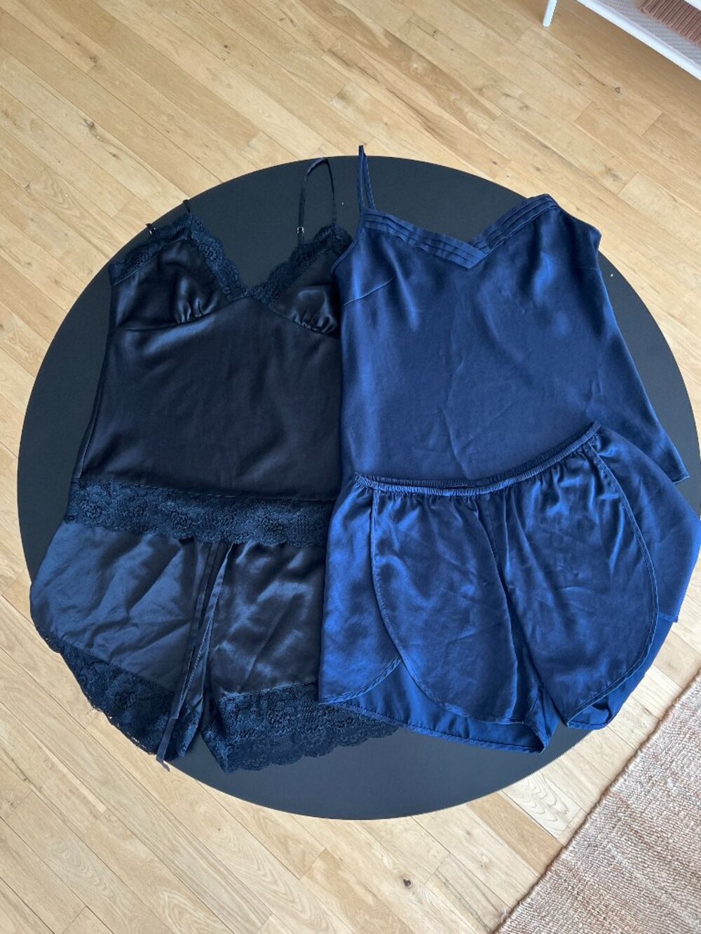 Women's Lilysilk Silk Pajama Tank and Shorts x 2 Sets (Black, Navy) - Size S
